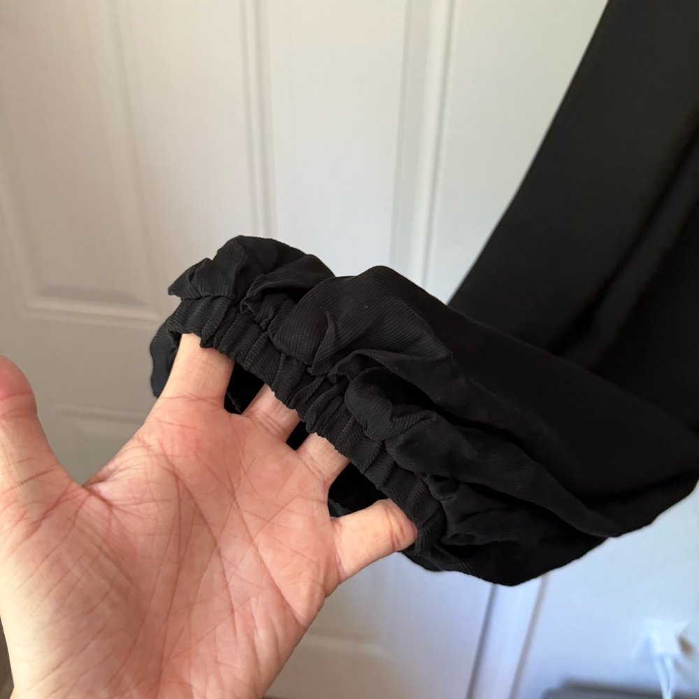 Black Wide Leg Drawstring Pants - Picture 6 of 10